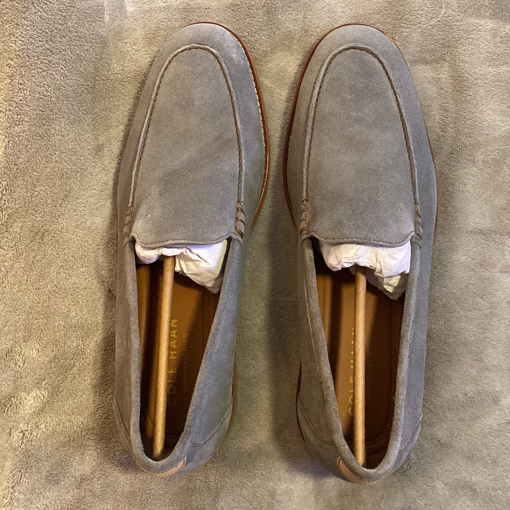 Cole Haan Mens Feathercraft Grand Venetian Suede Loafers